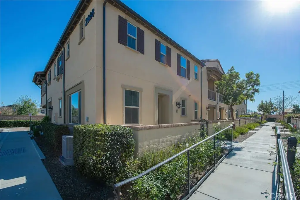 2888 E E Berry Loop Privado #44, Ontario, CA 91761 - Image #1
