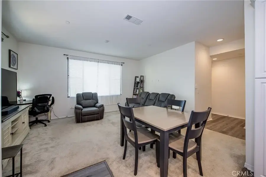 2888 E E Berry Loop Privado #44, Ontario, CA 91761 - Image #3