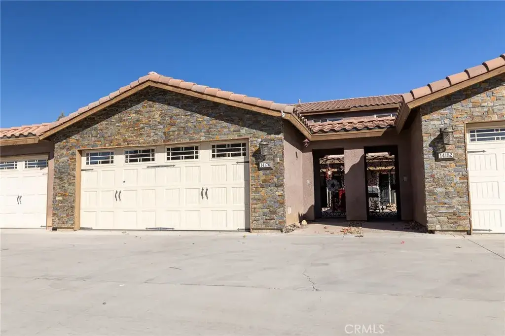 14176 Kiowa, Apple Valley, CA 92307 - Image #1