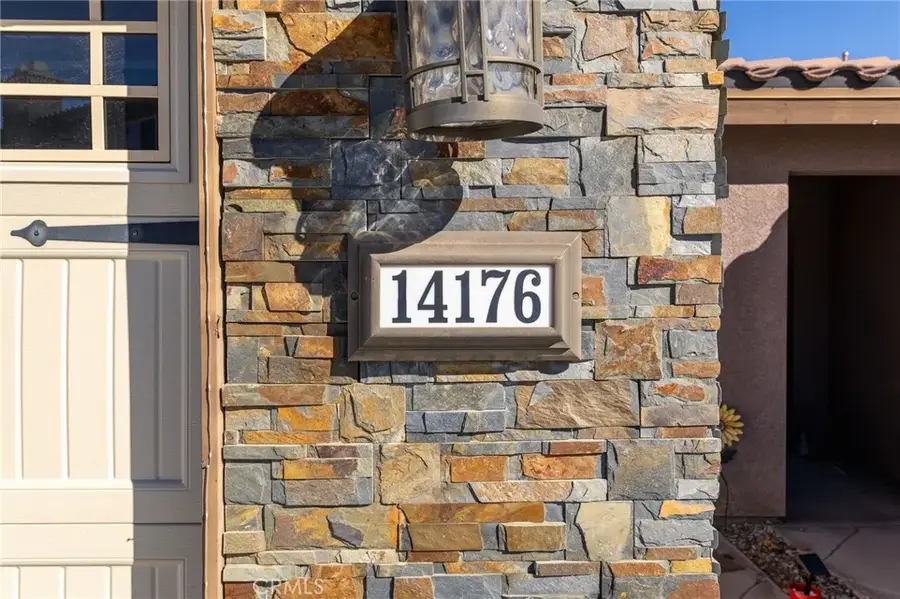 14176 Kiowa, Apple Valley, CA 92307 - Image #2