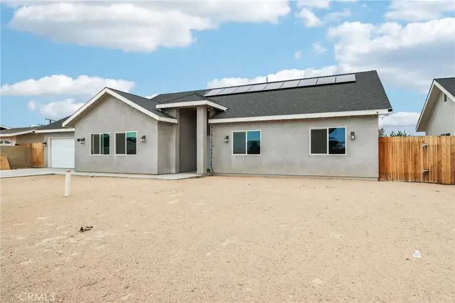 10121 Margery Avenue, California City, CA 93505 - Image #3