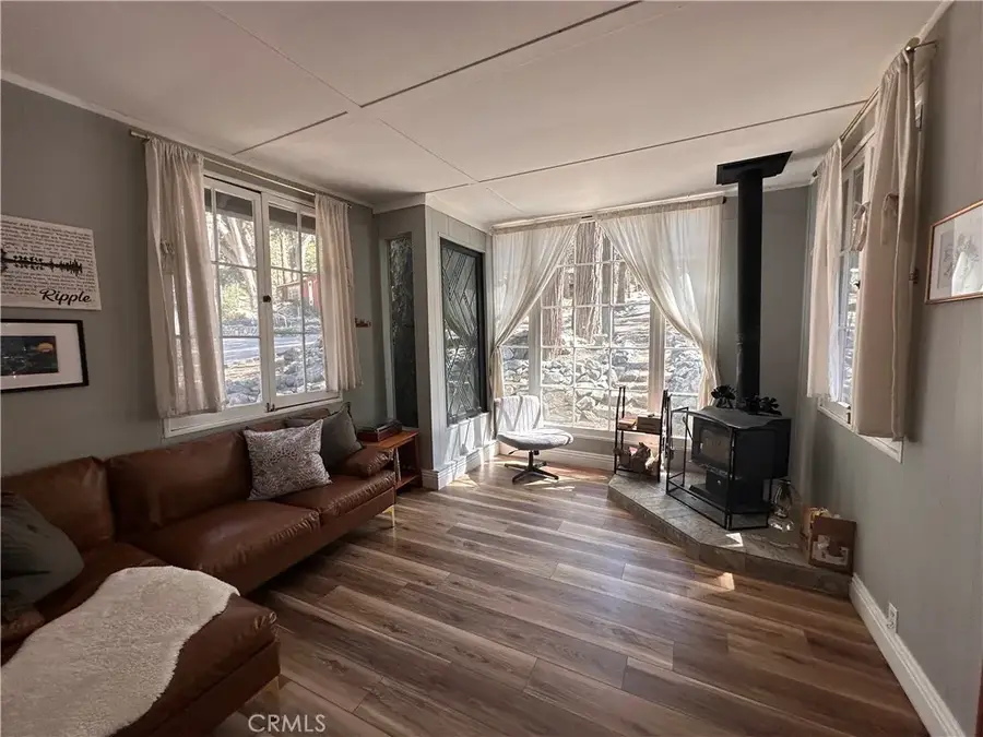 40180 Valley Of The Falls Drive, Forest Falls, CA 92339 - Image #2