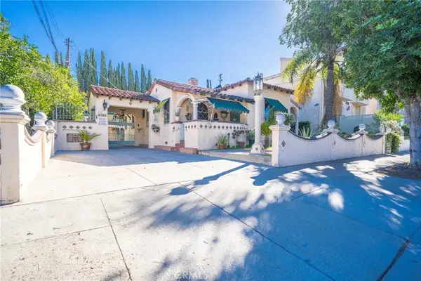 6130 Whitsett Ave, North Hollywood, CA 91606