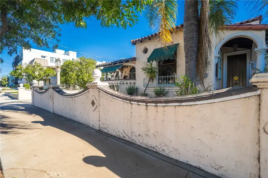 6130 Whitsett Ave, North Hollywood, CA 91606 - Image #3