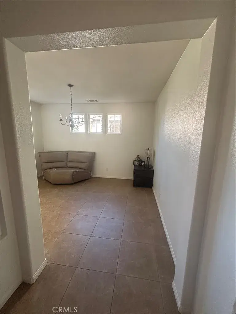 1064 Queen Annes Lane, Beaumont, CA 92223 - Image #3