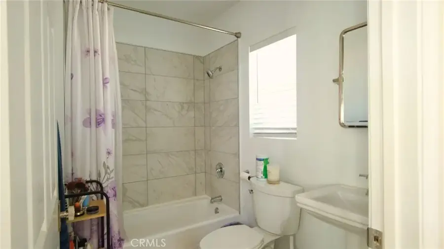 10520 E Zamora Avenue, Los Angeles, CA 90002 - #3