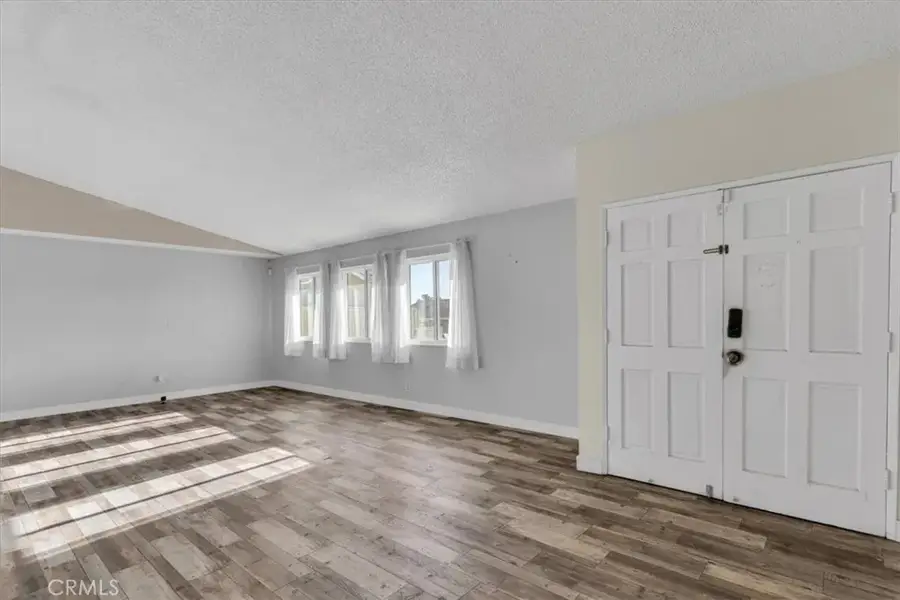 13806 Red Hill, Victorville, CA 92395 - Image #2