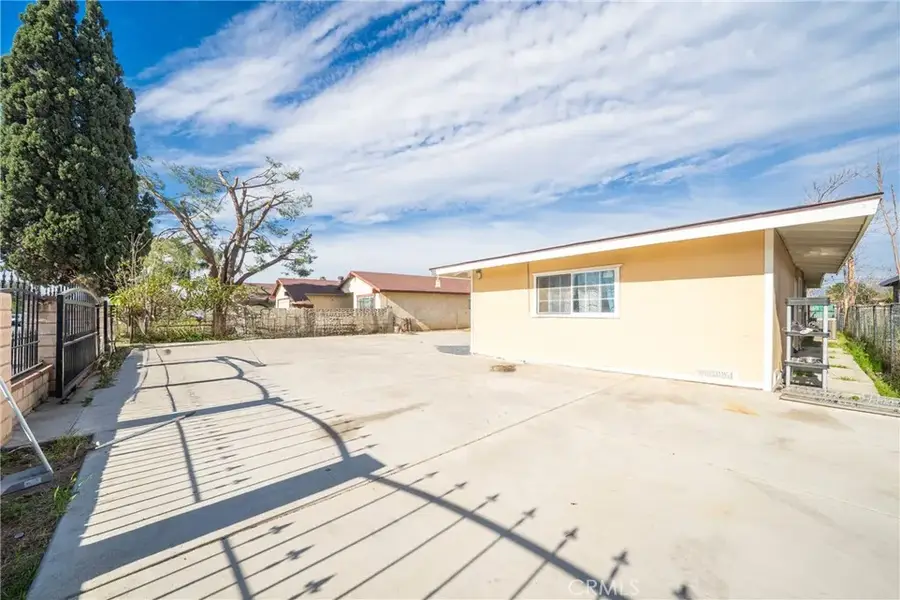 7811 Railroad Ave, Riverside, CA 92504 - #2