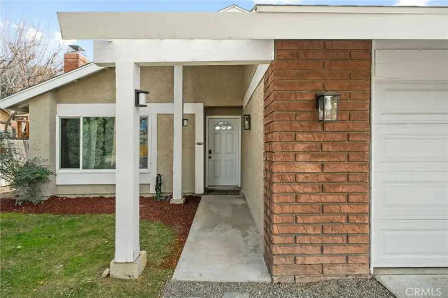 1038 Sandalwood Avenue, Redlands, CA 92374 - #3