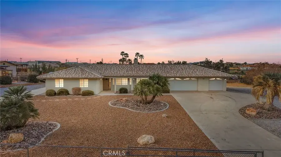 17814 Mesa Street, Hesperia, CA 92345 - #2