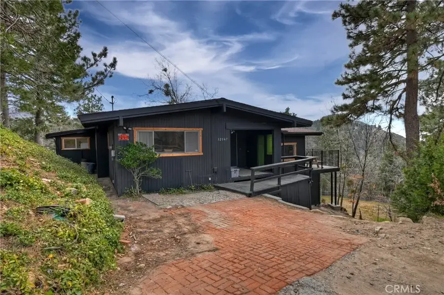 32047 Pine Cone, Running Springs, CA 92382 - Image #3