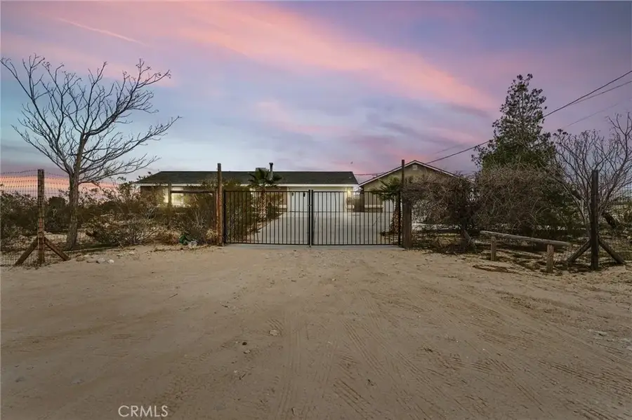 9067 Santa Fe Trail, Lucerne Valley, CA 92356 - #2