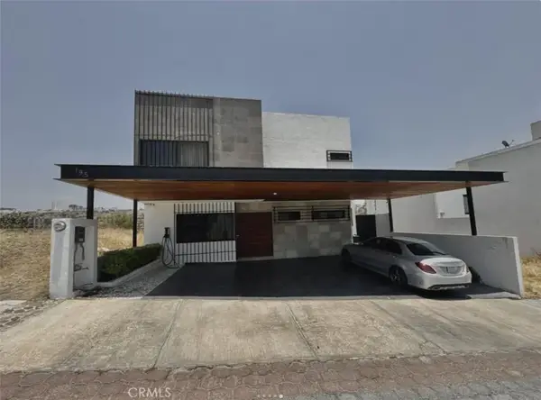 195 Peon De Gibraltar, Queretaro, Mx, Outside Area (outside U.s.) Foreign Country, OS 76063