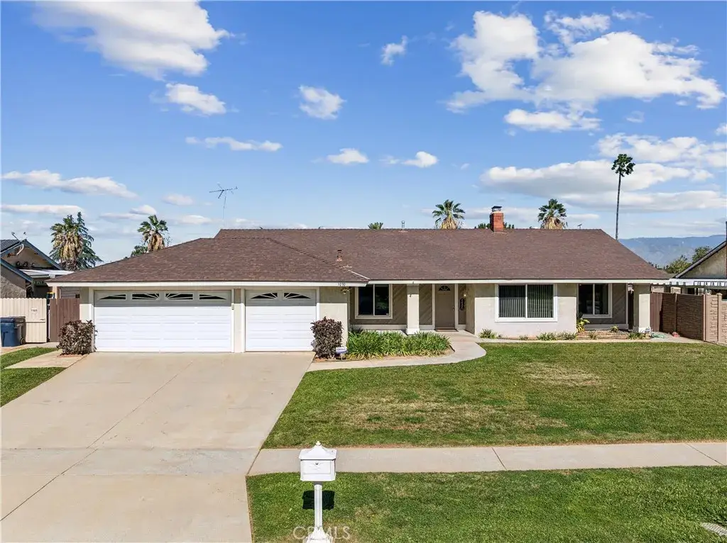 1030 Fallbrook, Redlands, CA 92373 - #1