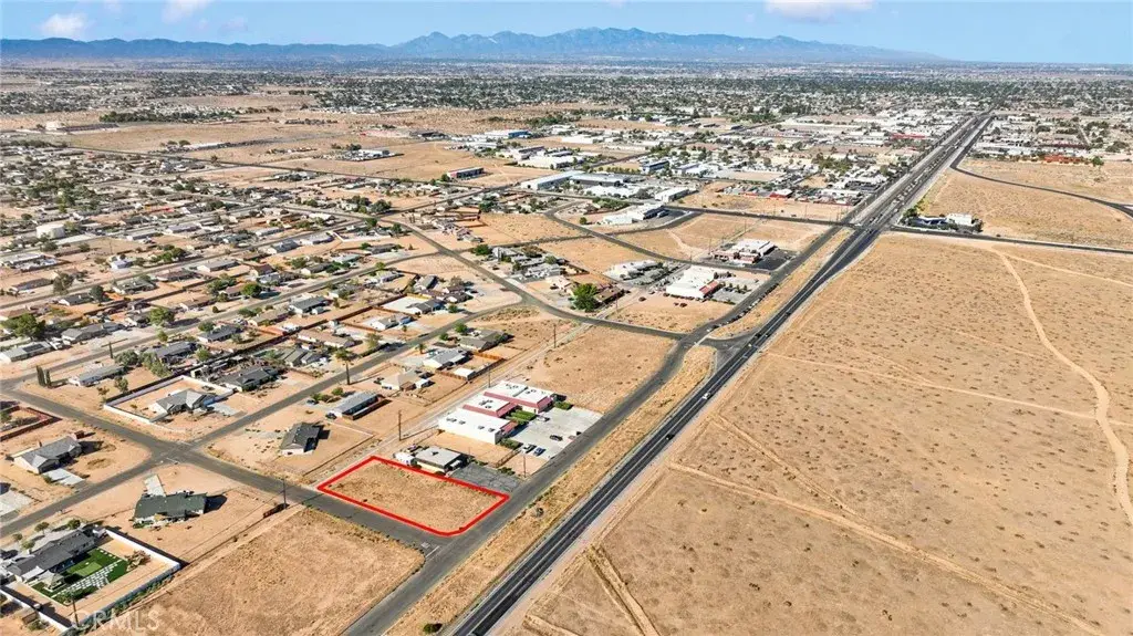 22869 Us Hwy 18, Apple Valley, CA 92307 - #1