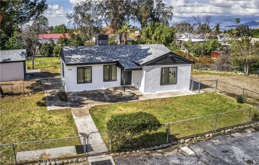 1337 Beryl, Mentone, CA 92359 - #3