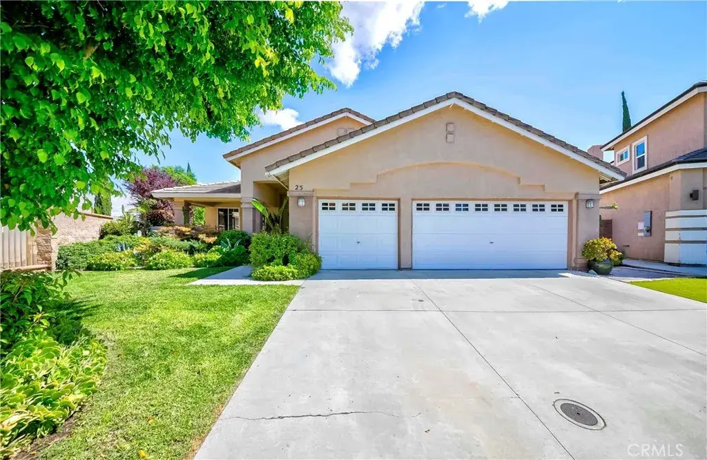 25 Corte Lateuza, Lake Elsinore, CA 92532 - #1