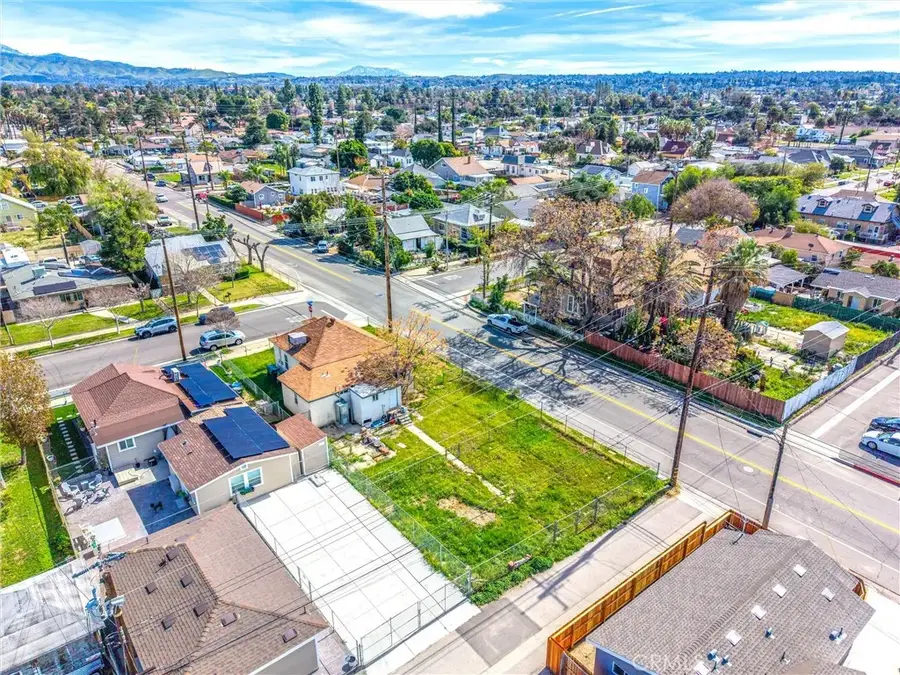1103 Alta, Redlands, CA 92374 - #2