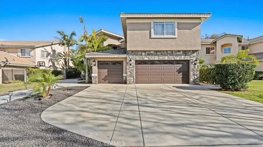 3735 Hilgard, Corona, CA 92882 - #2