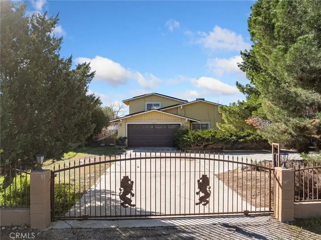 17771 Manzanita, Hesperia, CA 92345 - #1