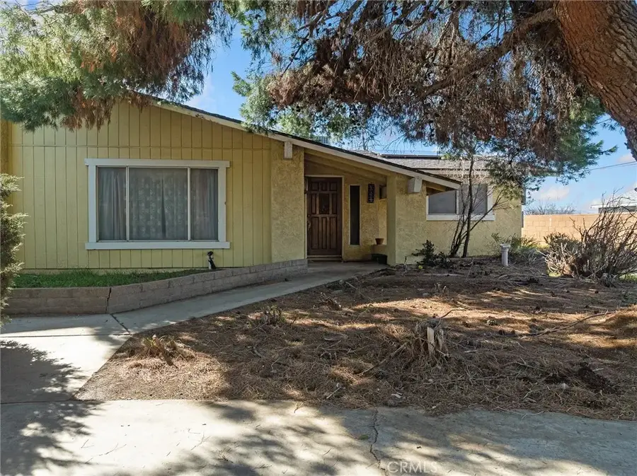17771 Manzanita, Hesperia, CA 92345 - #3