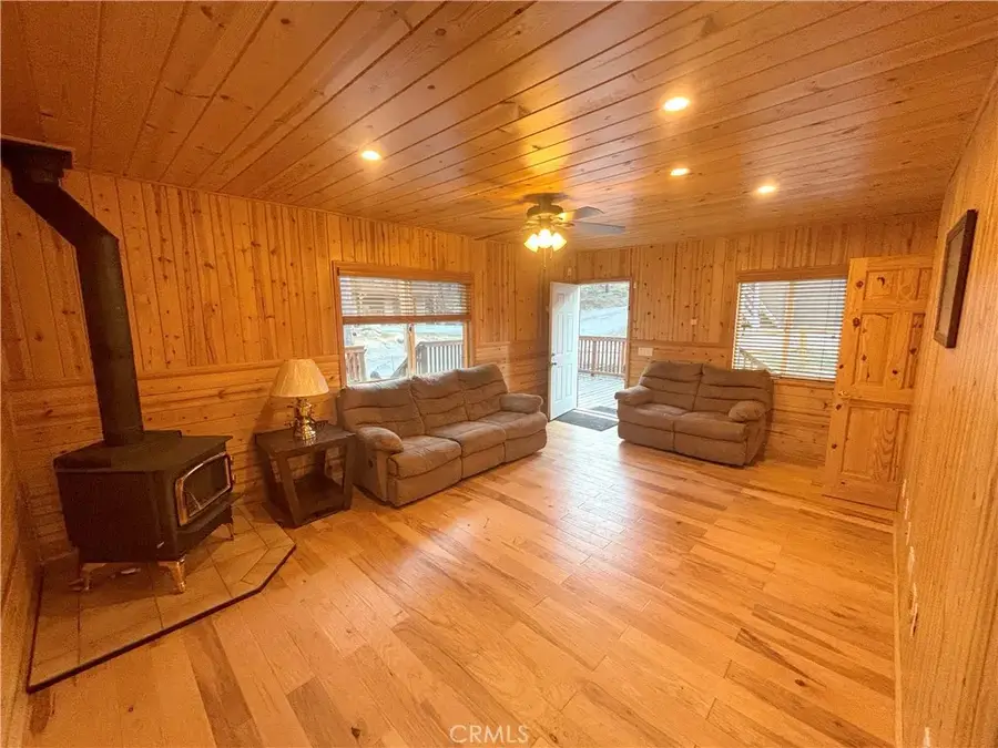 33308 Iris Drive, Green Valley Lake, CA 92341 - #2