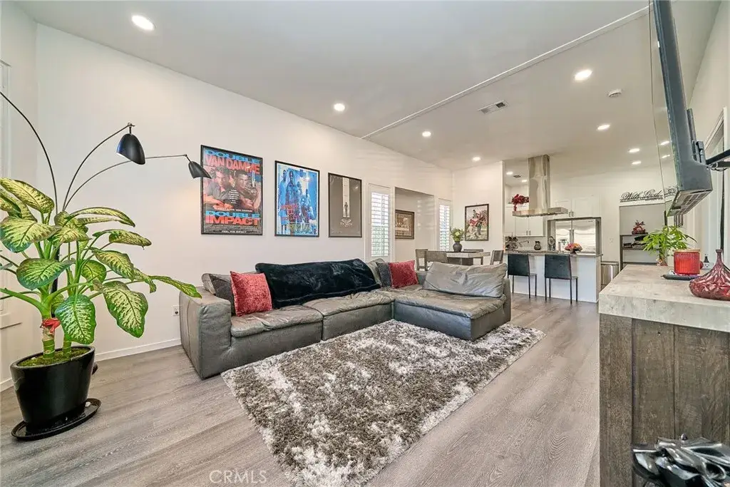 800 E 27th, Los Angeles, CA 90011 - #1