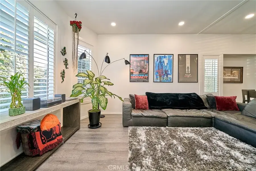 800 E 27th, Los Angeles, CA 90011 - #2