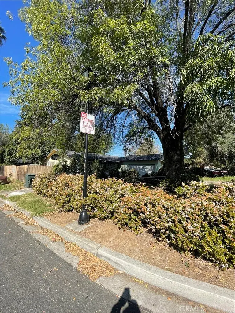 4060 Harrison Street, Riverside, CA 92503 - #3