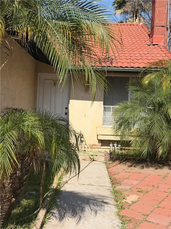 14352 Hillcrest, Fontana, CA 92337