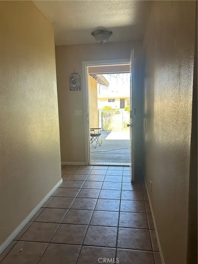 1301 W Willow, Ridgecrest, CA 93555 - #3