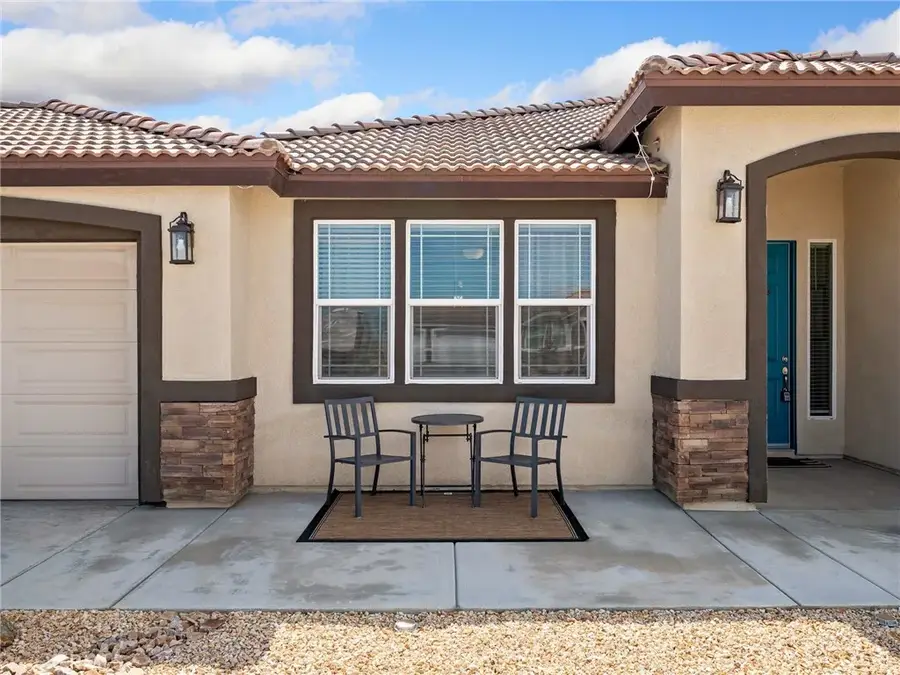 16917 Mora Court, Hesperia, CA 92345 - #3