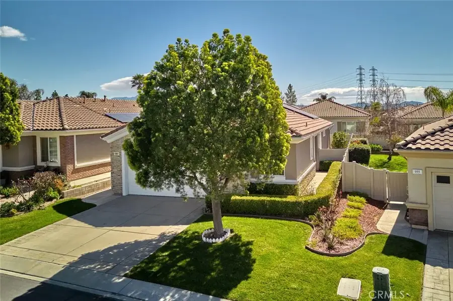 951 Essex, Beaumont, CA 92223 - #3