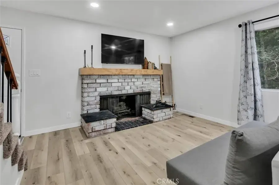 377 Hillside, Lake Arrowhead, CA 92352 - #3