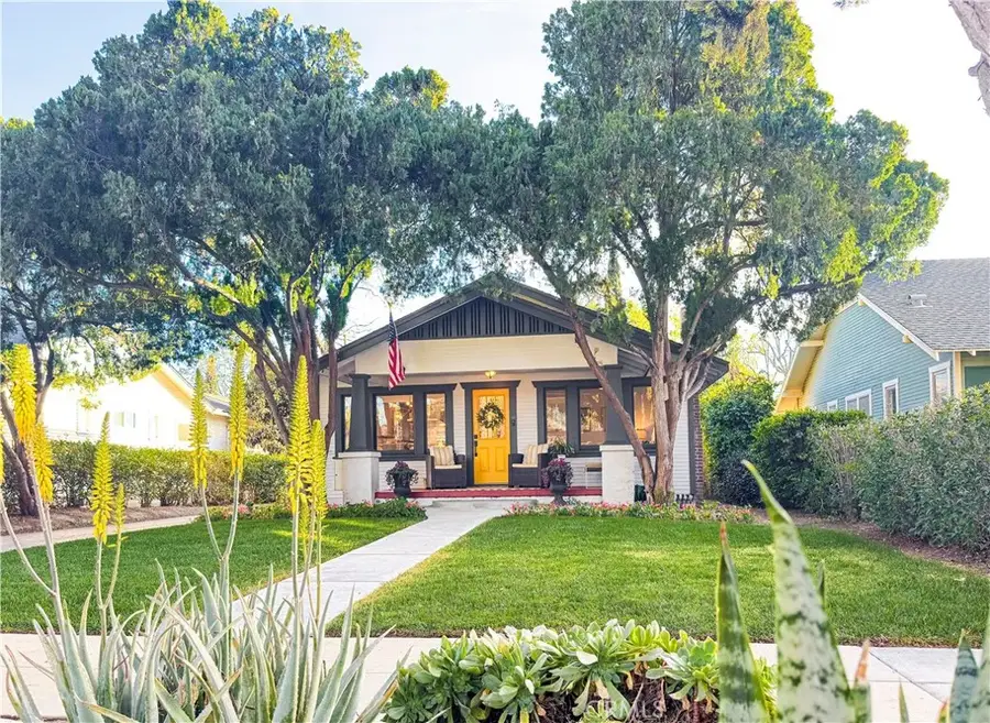 4032 Elmwood Court, Riverside, CA 92506 - #2