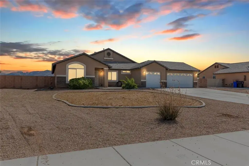 14193 Fresian, Apple Valley, CA 92307 - #1