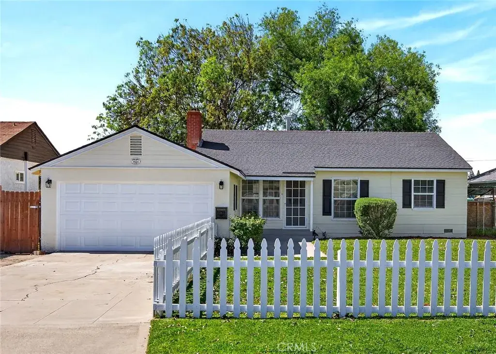 6845 Barcelona Way, Riverside, CA 92504 - #1