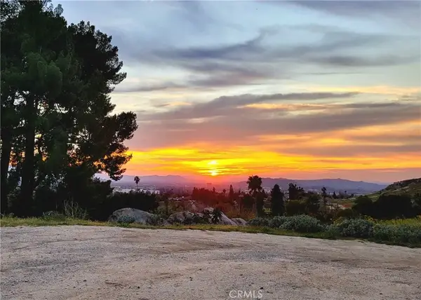 2935 Galaxie Heights, Riverside, CA 92507