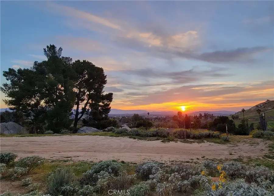 2935 Galaxie Heights, Riverside, CA 92507 - #2