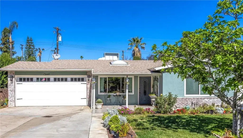 11 E Crescent, Redlands, CA 92373 - #1