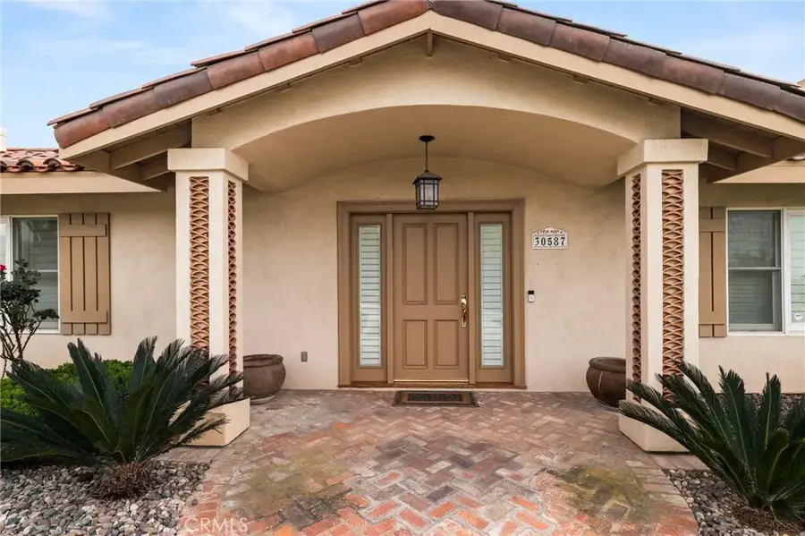 30587 Los Altos, Redlands, CA 92373 - #3