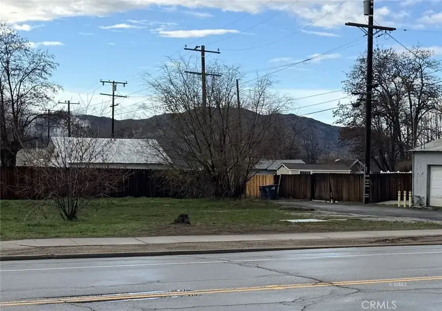 301 S. Curry, Tehachapi, CA 93561 - #3