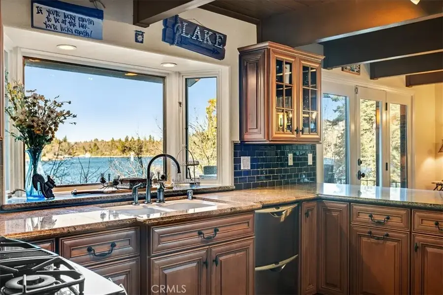 28906 Palisades Drive, Lake Arrowhead, CA 92352 - #3