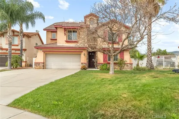 12319 Parkside Cir, Yucaipa, CA 92399