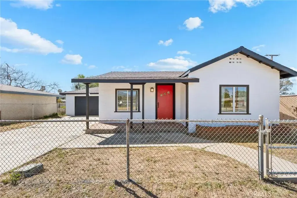 395 W 4th, Beaumont, CA 92223 - #1