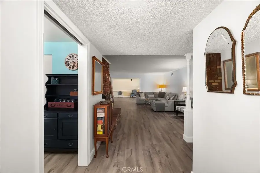 527 Nottingham Drive, Redlands, CA 92373 - #3