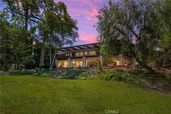 115 Sierra Vista Drive, Redlands, CA 92373