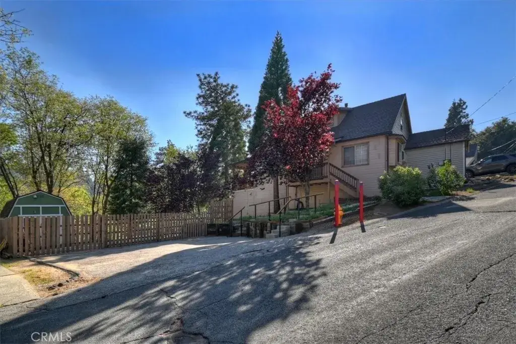23723 Hillside, Crestline, CA 92325 - #1