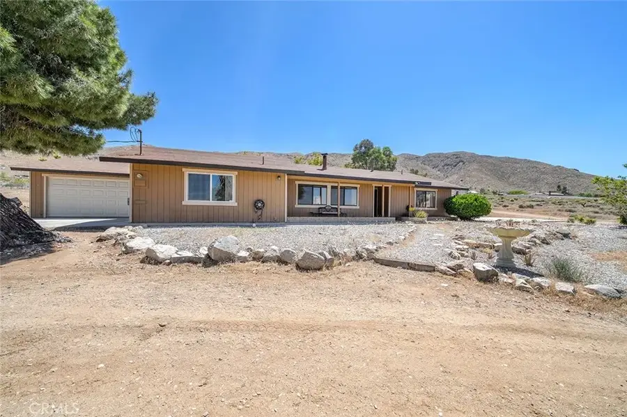 22411 Roundup, Apple Valley, CA 92308 - #2
