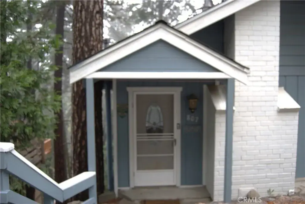 807 Sierra Vista, Twin Peaks, CA 92391 - #1